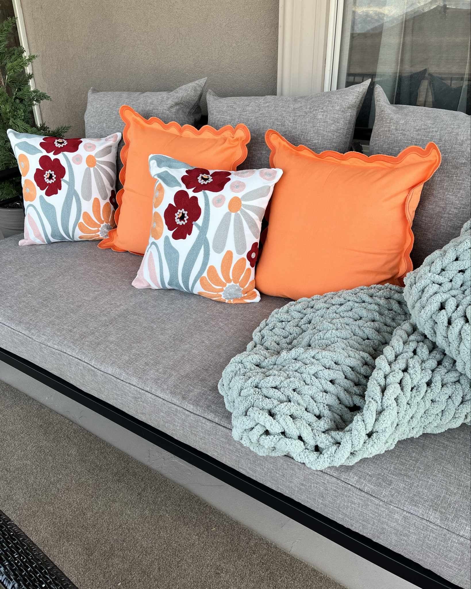 Summer patio decor, outdoor decor, Amazon finds, outdoor pillows, seasonal decorations, outdoor pillow covers, outdoor cushion, outdoor furniture, outdoor cushions

#LTKSeasonal #LTKVideo #LTKHome