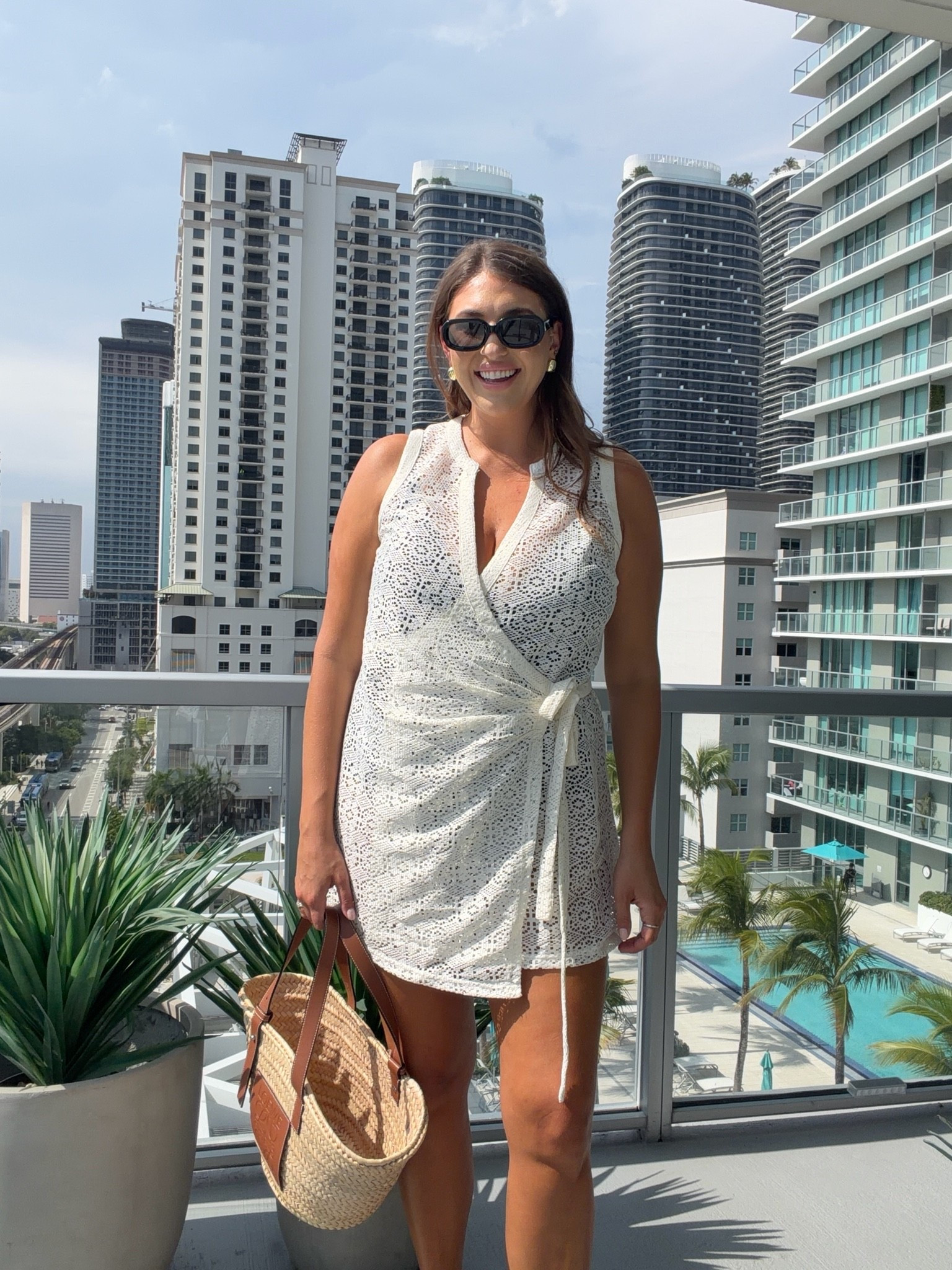 New Cupshe cover-up try on’ wearing size XL! New favorite swimsuits and coverups in from @Cupshe 

DISCOUNT CODE:
DANA15 

#cupshepartner #cupshe

#LTKTravel #LTKSwim #LTKTall