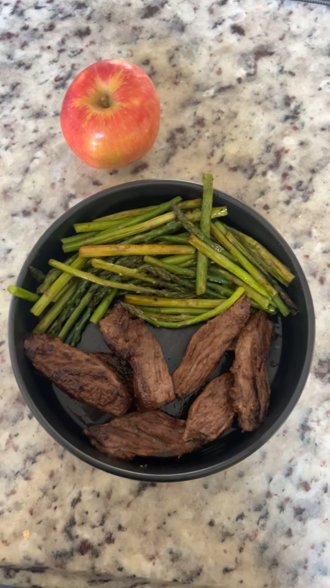 Week 3 on low histamine food.
Steak & asparagus w/little salt and butter.
Along with an Apple and 40oz of H2O

#LTKSeasonal #LTKHome #LTKActive
