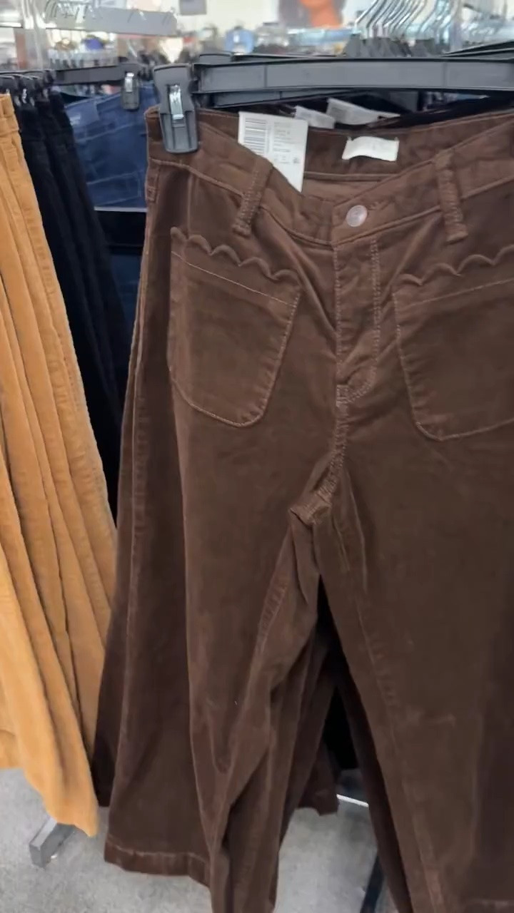 These scallop pants are such a yes!! Ventured into Belk….sooooo many good sales!! Try-on coming soon!

#LTKdayinmylife #LTKSeasonal #LTKstorytime