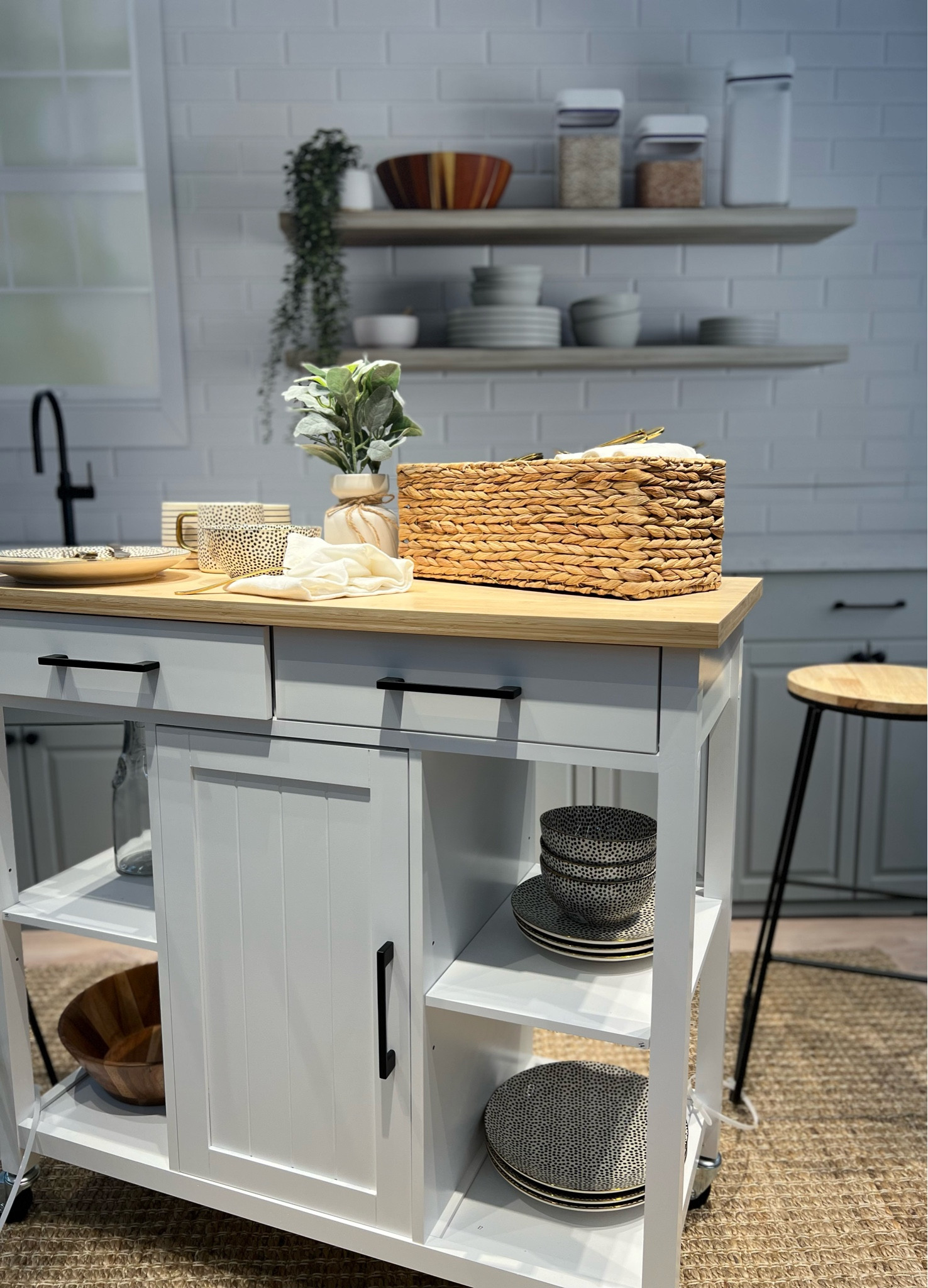 Mobile kitchen island & accessories + necessaries 

@walmart

#LTKFind #LTKunder50 #LTKhome