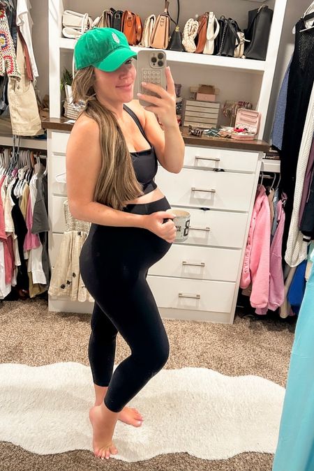 #maternity #freepeople #leggings
Wearing size medium for the bum! Order your true butt size 🤣

#LTKbump #LTKfitness