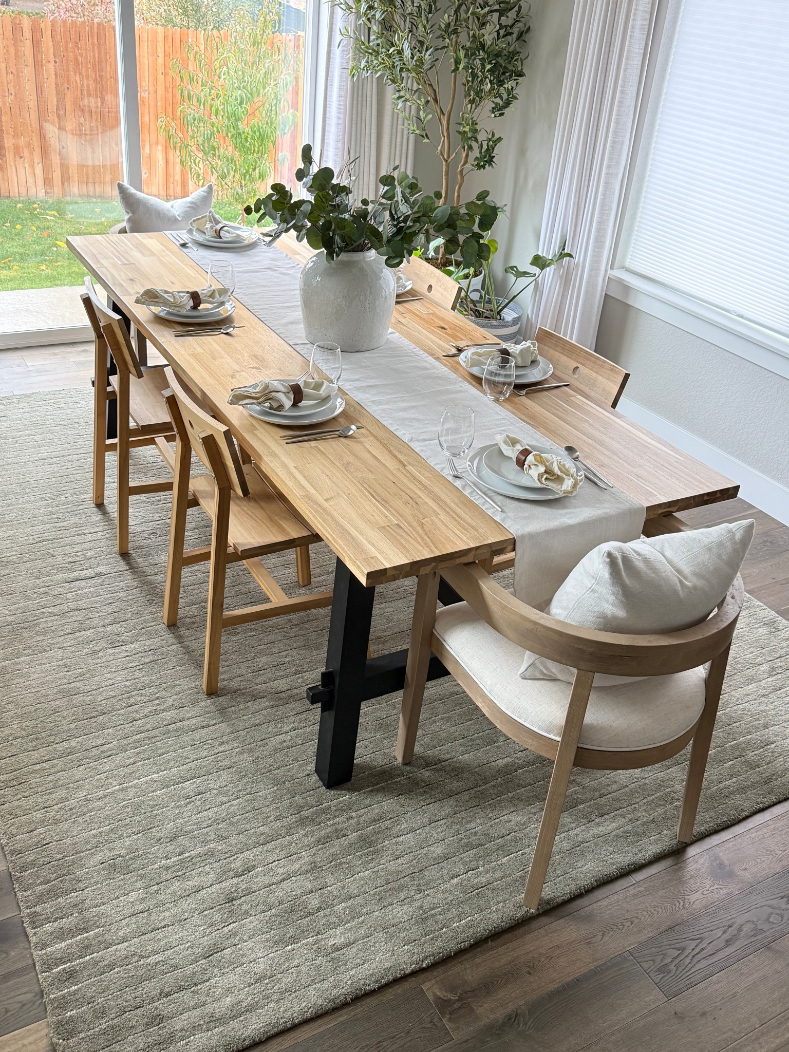 Easy tablescape for any occasion  

#LTKStyleTip #LTKHome #LTKFindsUnder100