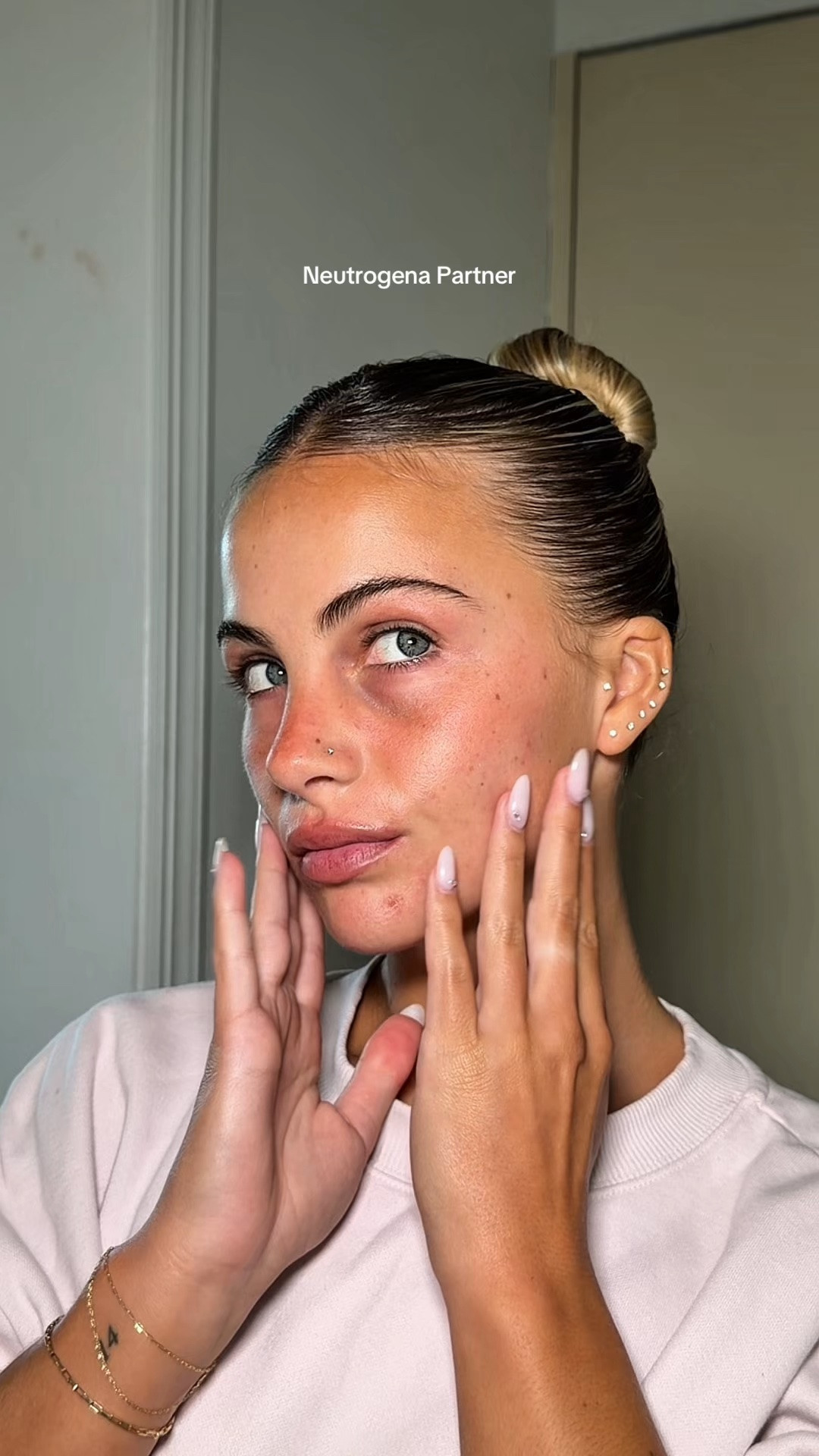 #NeutrogenaPartner Winter skin is officially here ❄️🤍 My skin always needs a little extra hydration when the weather gets colder, so I’ve been keeping Neutrogena Hydro Boost in my routine. It leaves my skin feeling hydrated, soft, and refreshed without feeling heavy. The perfect little hydration boost to keep my skincare routine going all winter long 💧✨ @neutrogena #targetpartner @target