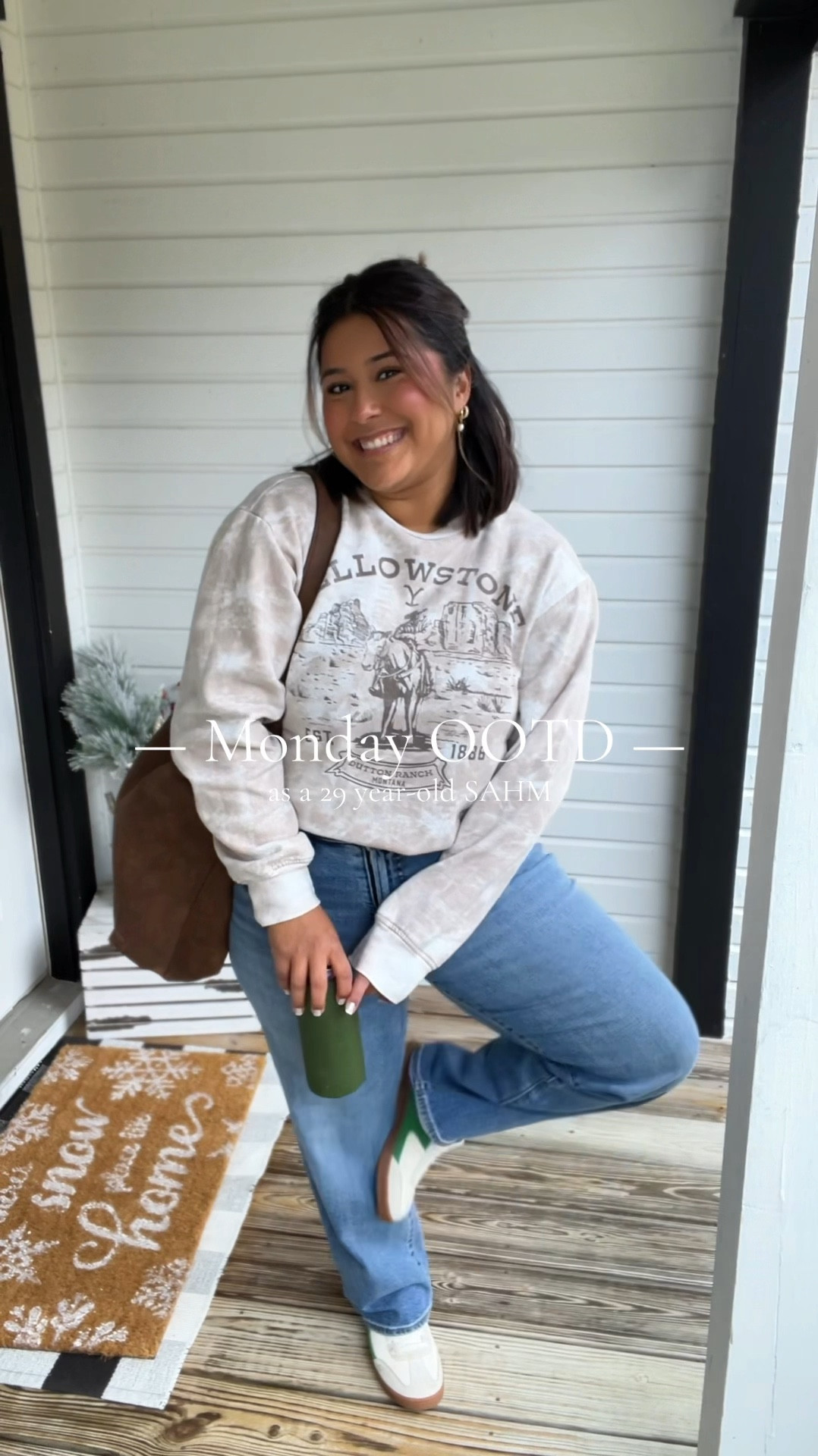 Casual OOTD #LTKmomoutfits #LTKYellowstone

#LTKSaleAlert #LTKFindsUnder50 #LTKItBag