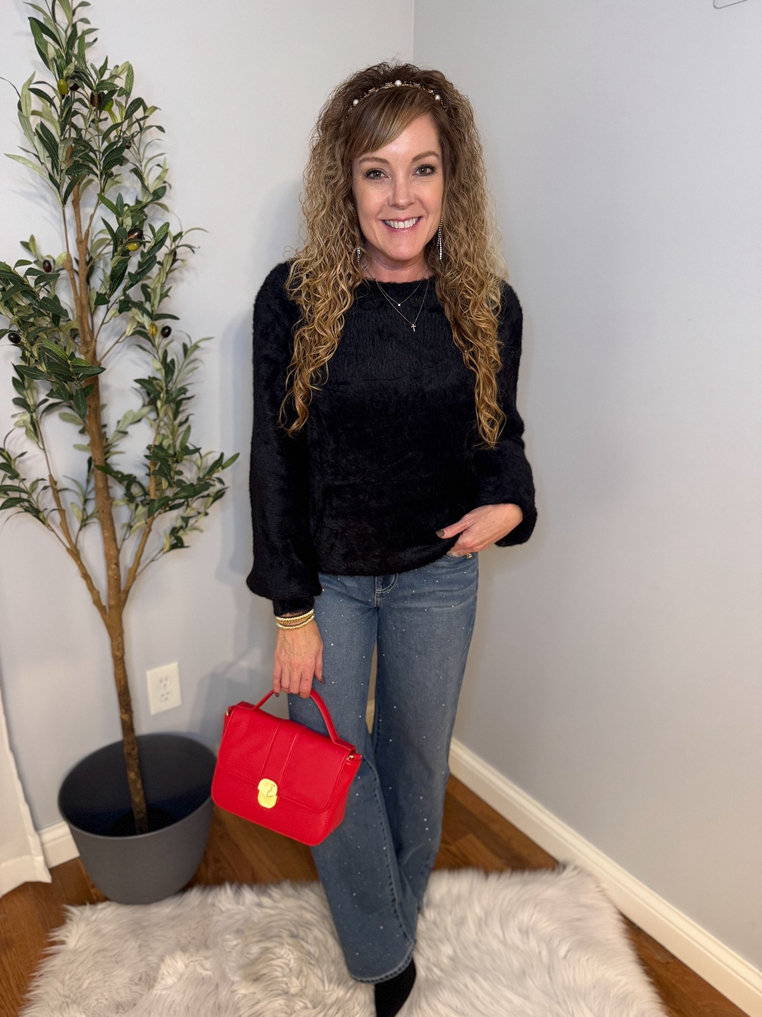 Christmas outfits / new years outfit 

Sofia sweater- size medium 
Jeans- size small
Boots- size 8. TTS 

#LTKOver40 #LTKHoliday #LTKFindsUnder50