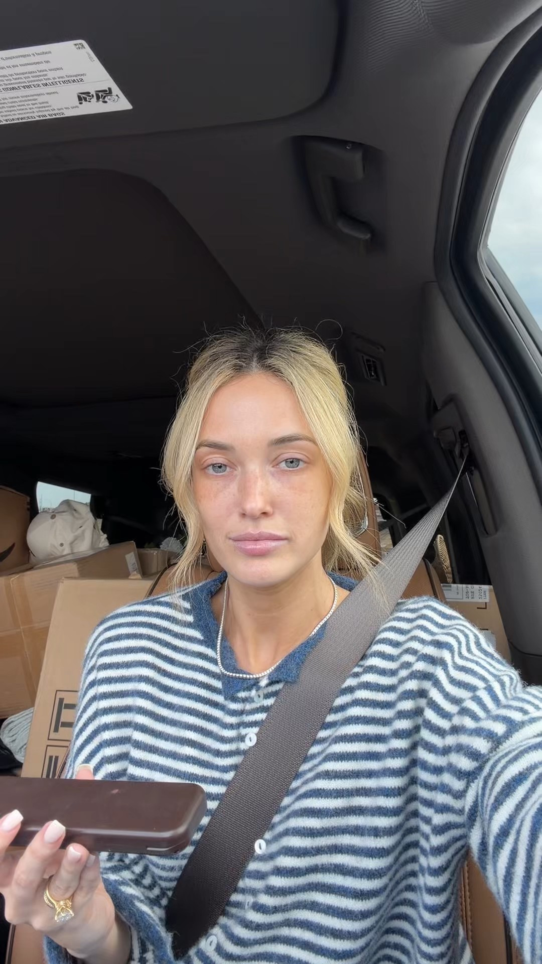 Mary Philips palette: medium 
Foundation: 210
Mario bronzer: light medium 
Concealer: 2N
Blush: She’s Seductive 
Powder: breezy 
Powder bronzer: caramel cappuccino 
Ilia palette: warm nudes 
Lip liner: Debrief 
Lip gloss: favorite child 