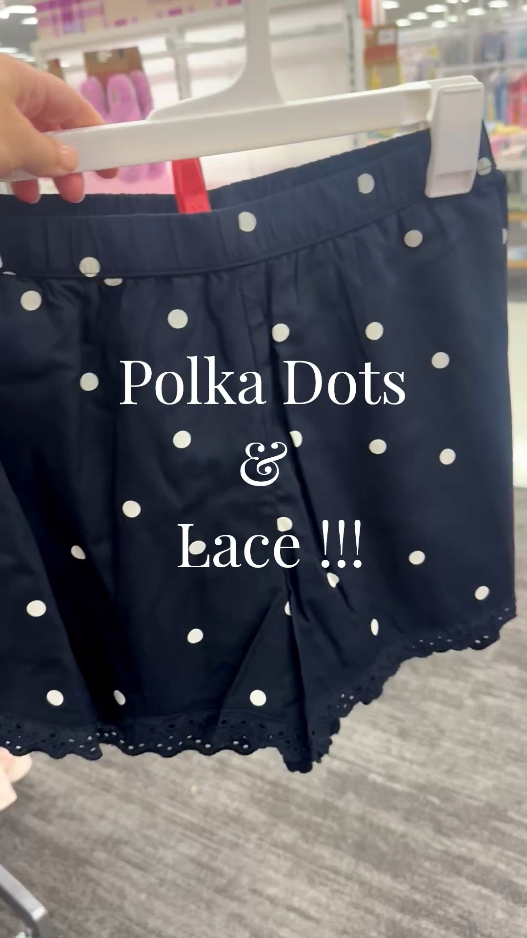 Trending - polka dots & lace!!!! Love these cute shorts $25!!!