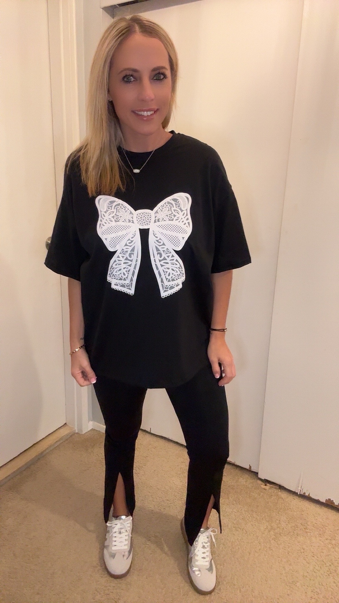 Casual outfit. Spring outfit. All black outfit. Amazon fashion. Tennis shoes. Graphic T-shirt. Oversized shirt 



#LTKMidsize #LTKFindsUnder50 #LTKFindsUnder100