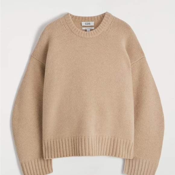 COS CHUNKY PURE CASHMERE CREW-NECK SWEATER M beige | Poshmark