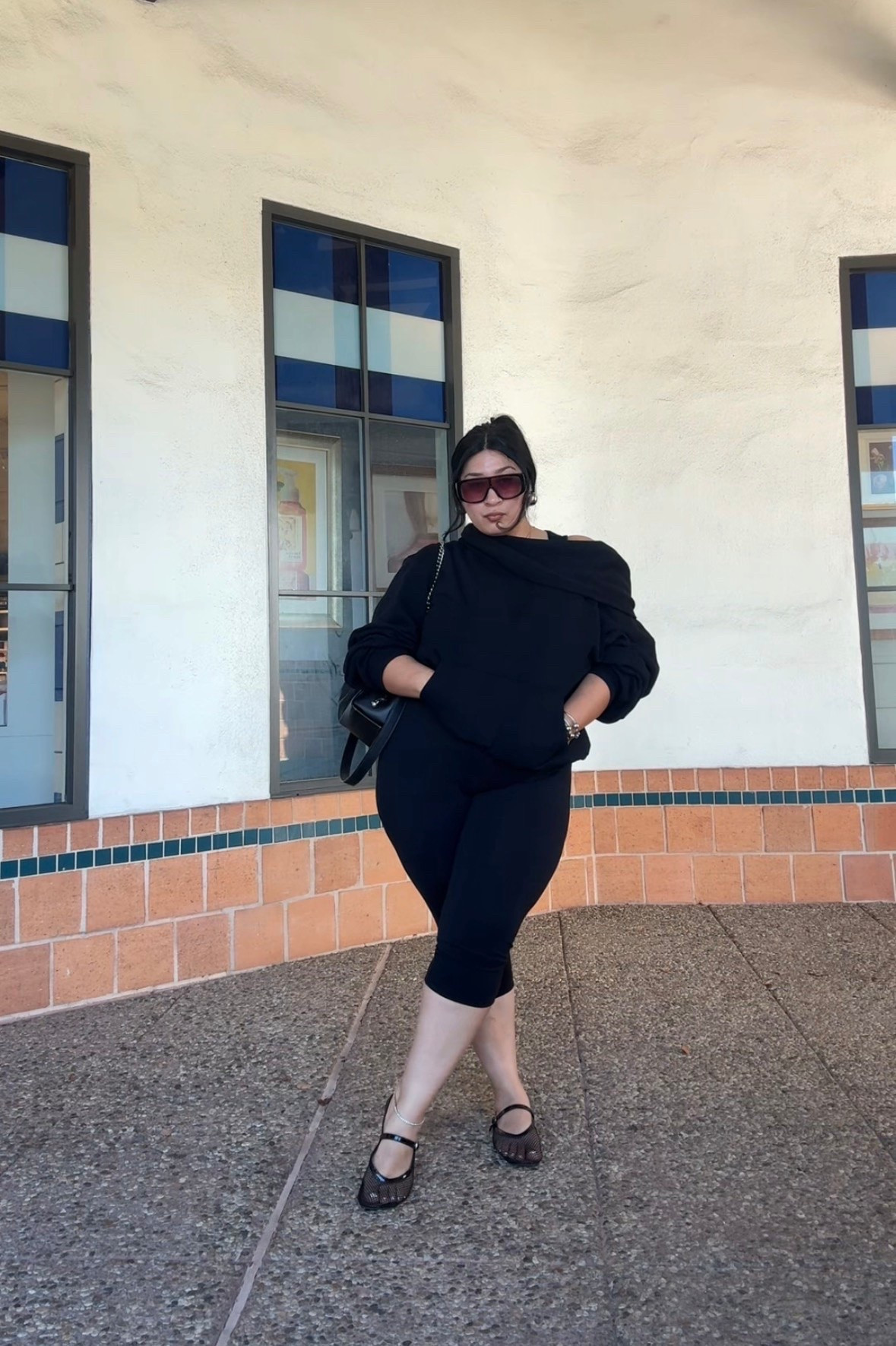 Casual OOTD 
Wearing size L in the hoodie
Wearing size 1X in the leggings

#LTKMidsize #LTKPlusSize #LTKootd