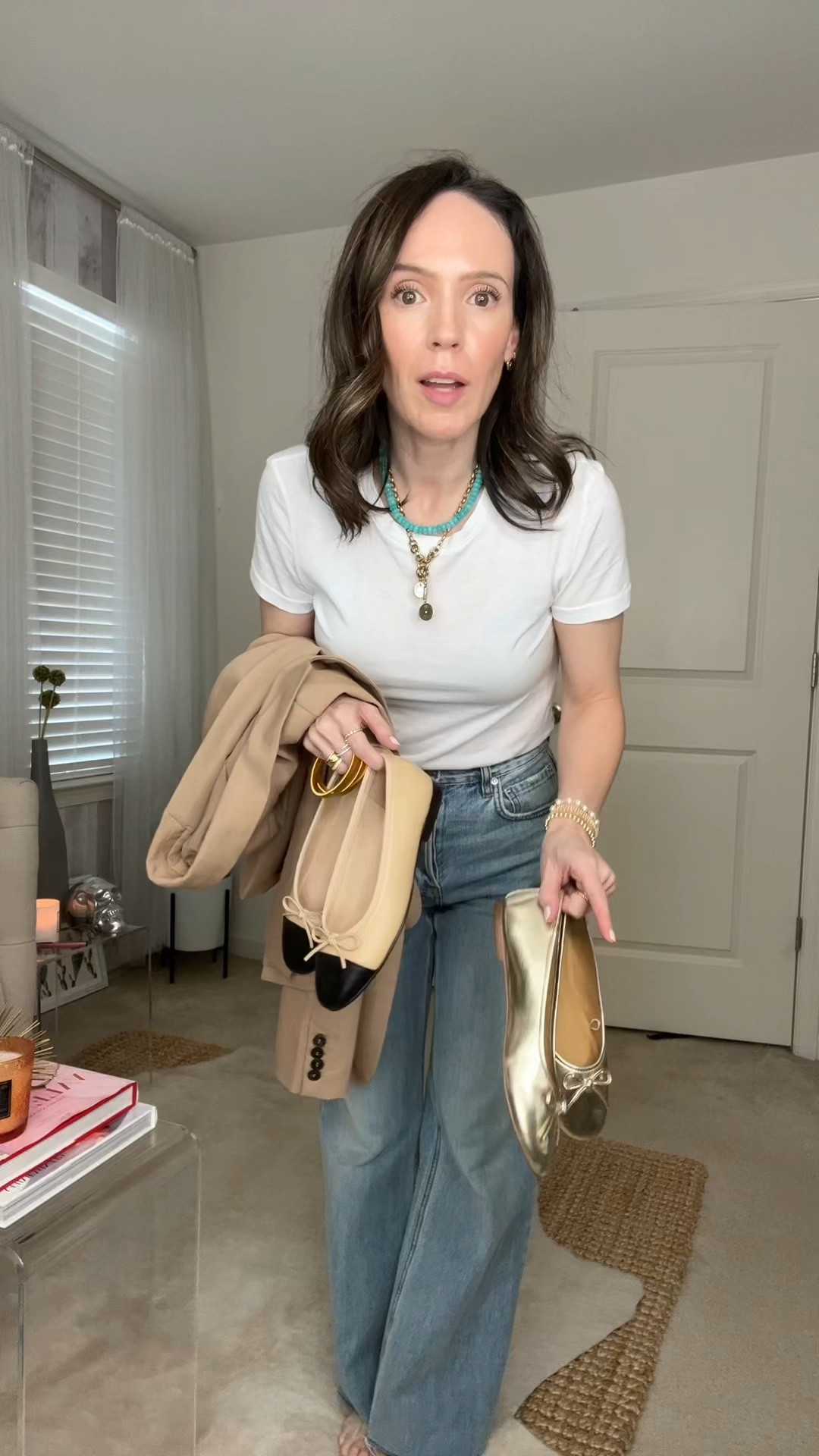 Camel blazer, white tee and wide leg jeans 

#LTKOver40 #LTKSeasonal