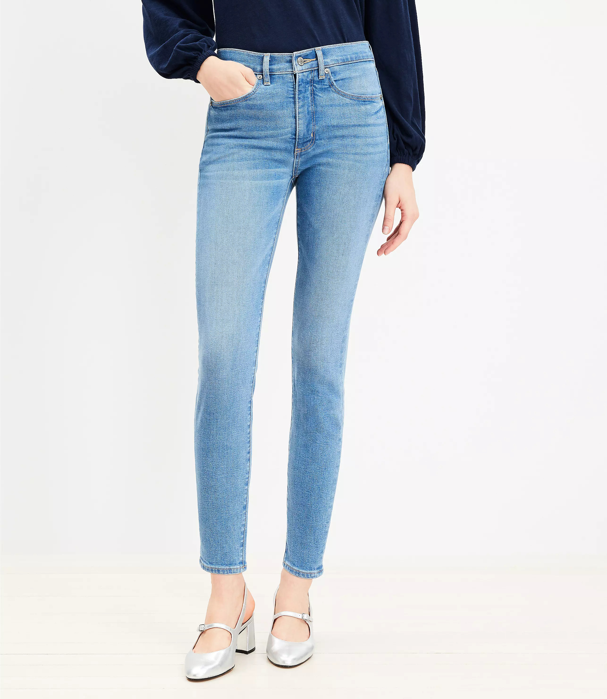 Petite Mid Rise Skinny Jeans in Classic Mid Wash | LOFT