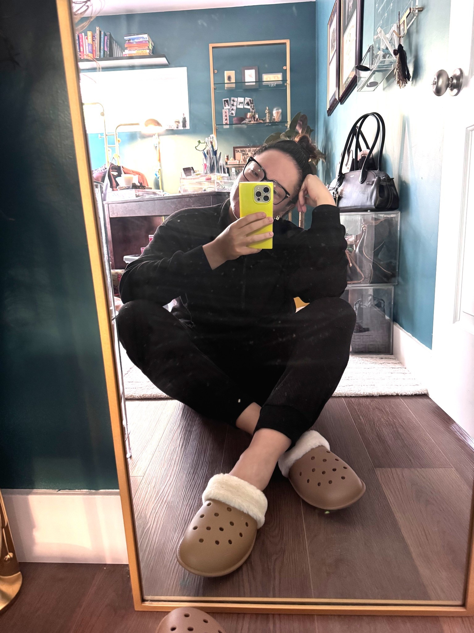 cozy crocs? yes 🤎 