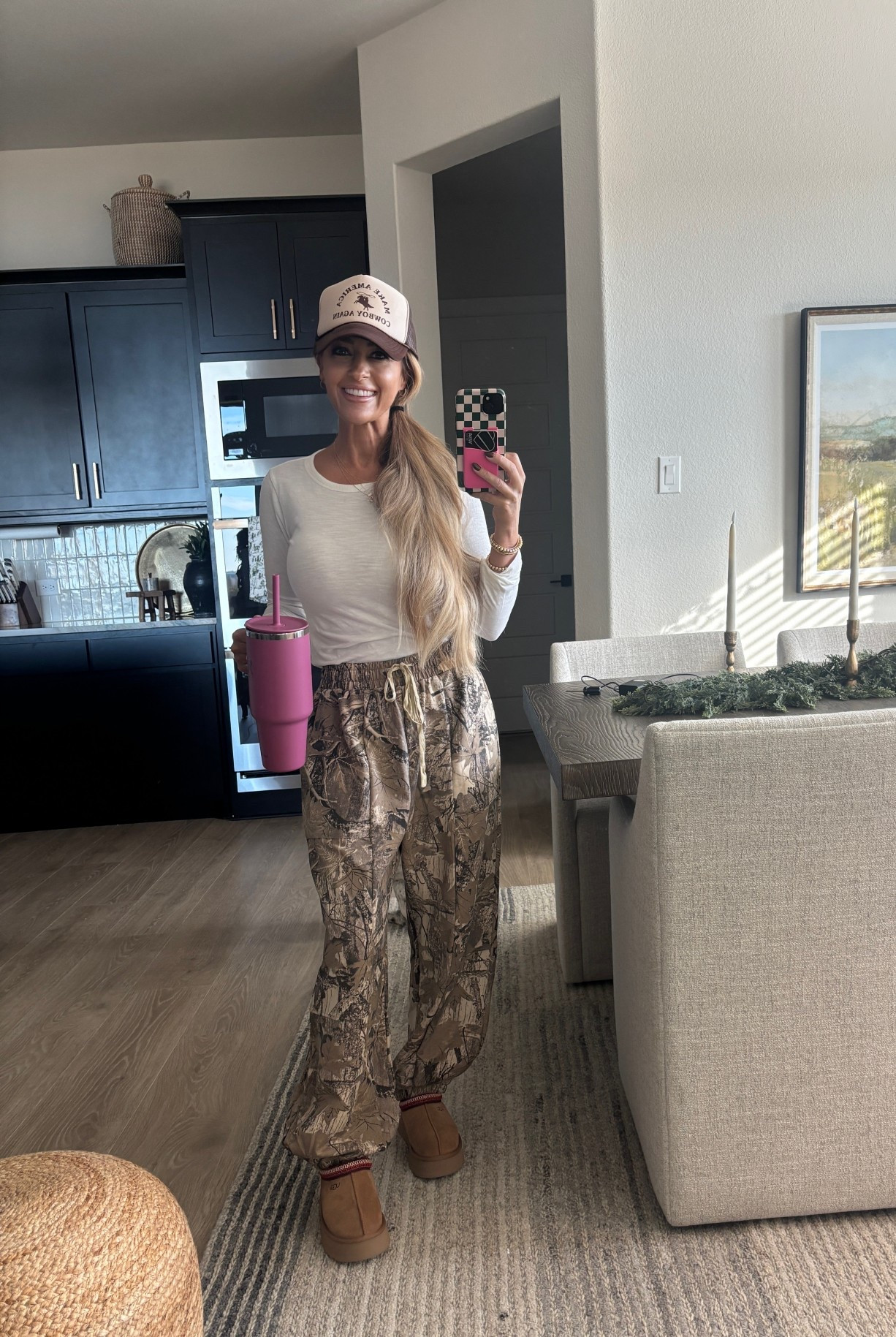 Dressed like I might hunt, but I’m just vibing 😌

#camosweats

#LTKActive #LTKOver40 #LTKmomlife