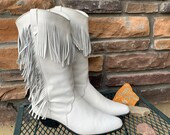 Vintage White Fringe Cowboy Boots/ 80s White Boots/ Vintage Western Wear/ White Vintage Cowboy Bo... | Etsy (US)