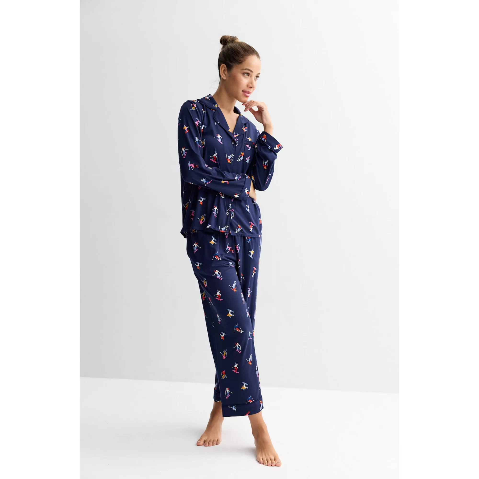 Women's Draper James 2-pc. Cozy Long Sleeve Notch Pajama Top & Pajama Bottoms Set | Kohl's