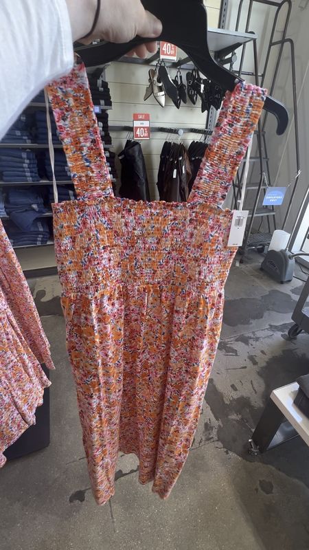 This new midi dress for spring came home with me from Old Navy 💗

#LTKfindsunder50 #LTKSeasonal #LTKSpringSale