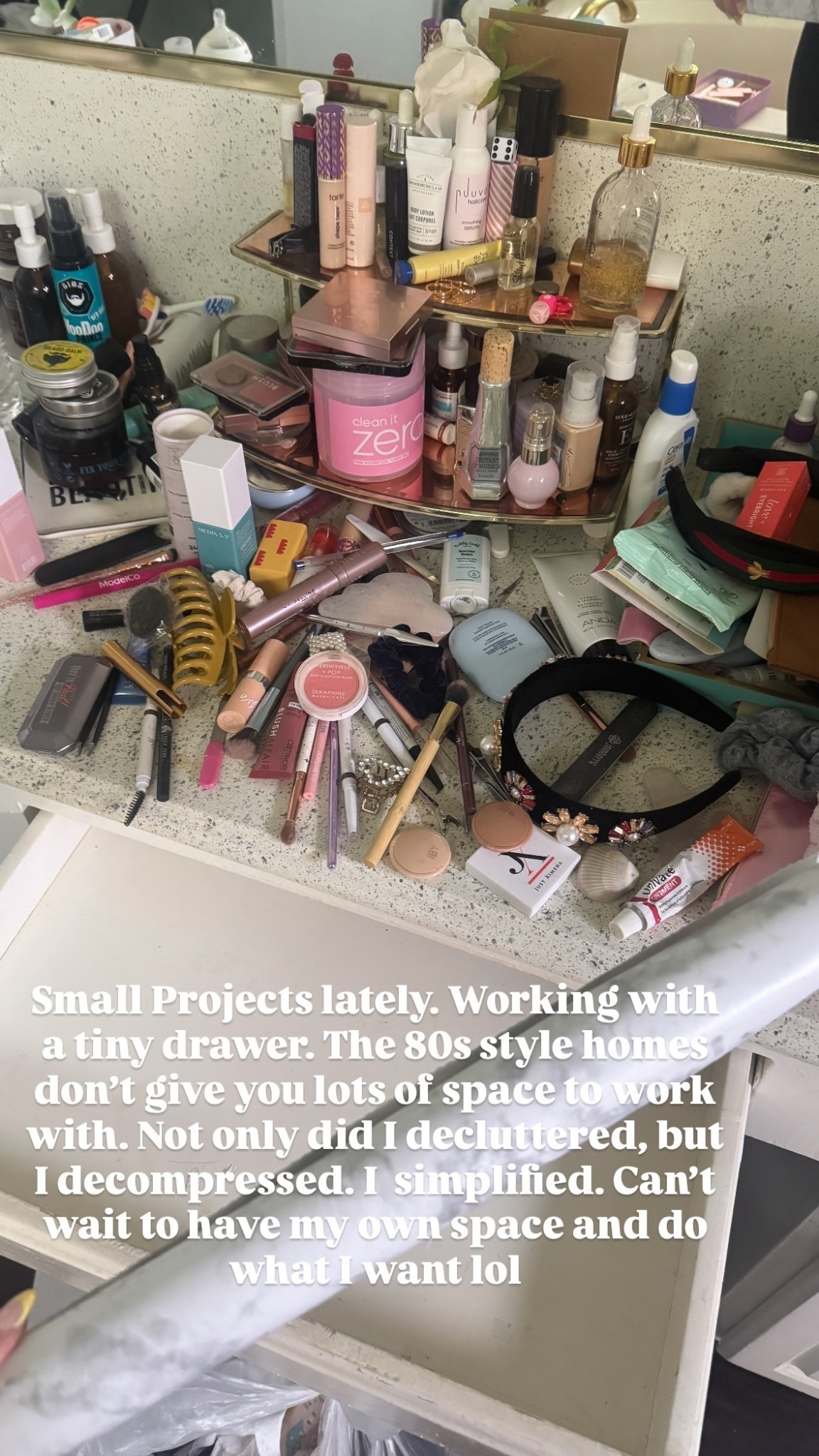 Small Projects lately. Working with a tiny drawer. The 80s style homes don’t give you lots of space to work with. Not only did I decluttered, but I decompressed. I  simplified. Can’t wait to have my own space and do what I want lol