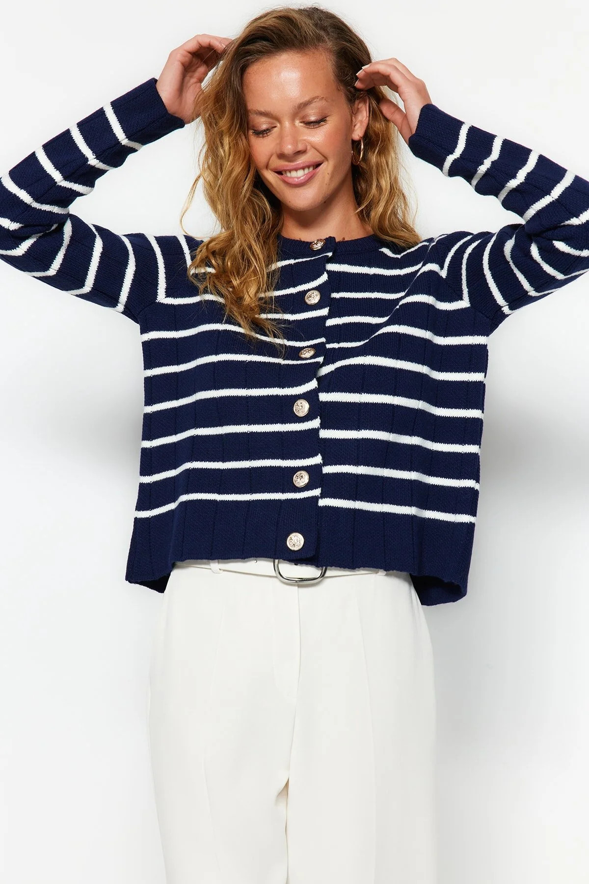 Strickjacke - Dunkelblau - Regular Fit | Trendyol DE