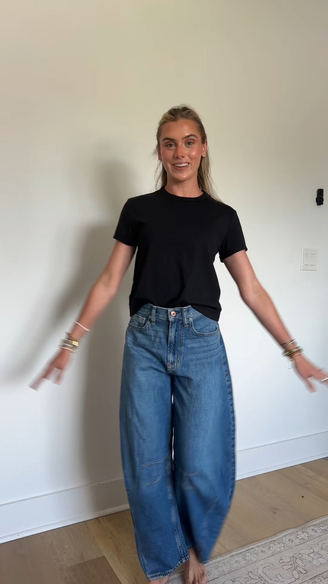 Gap size 24/00 horseshoe jeans paired with my Cuts Clothing almost Fridays tee. An exaggerated U-shaped leg unlike anything in your denim collection.
In rigid denim. Cut with a loose, curved leg.

#LTKootd #LTKSaleAlert #LTKdayinmylife