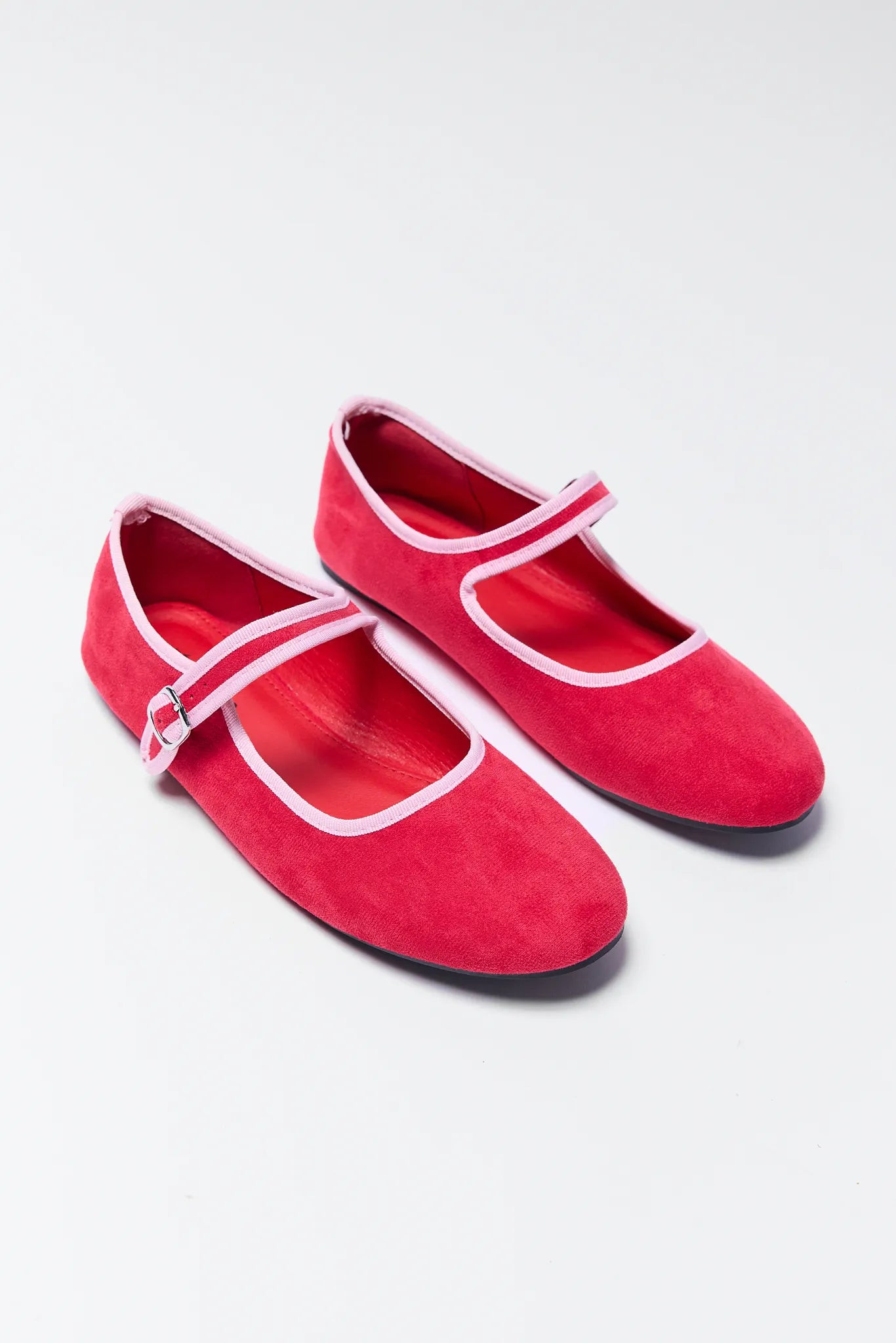 Ellie Red Velvet Flats | Avara