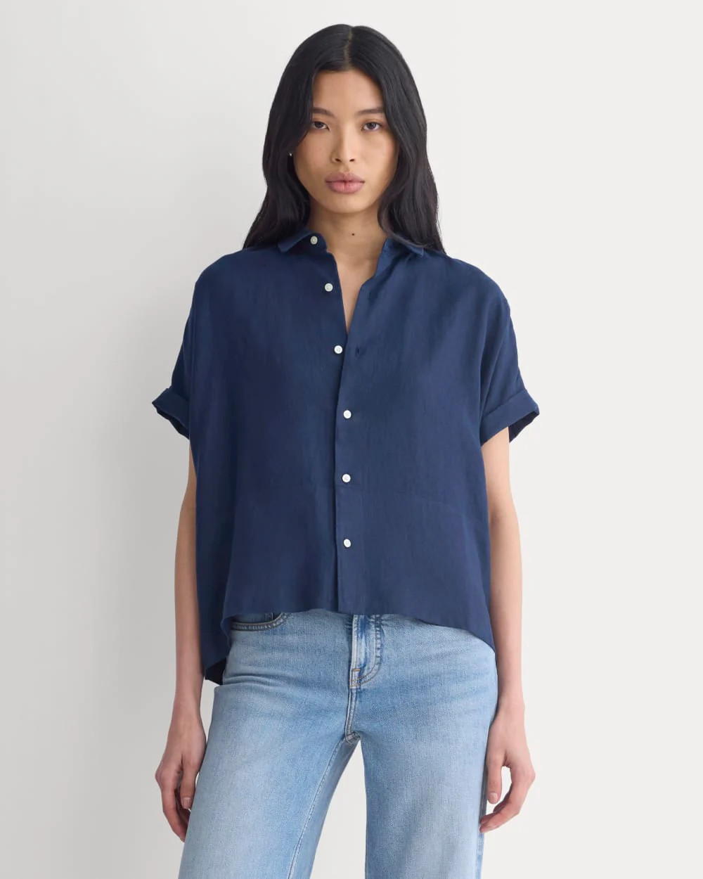 The Boxy Shirt in Linen | Navy | Everlane