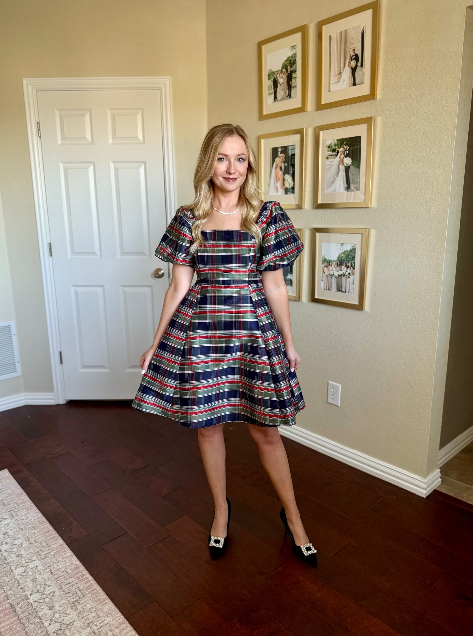 This mini dress is so fun for the holidays! I love the navy plaid! Wearing an XS #LTKStyleTip

#LTKHoliday #LTKSeasonal