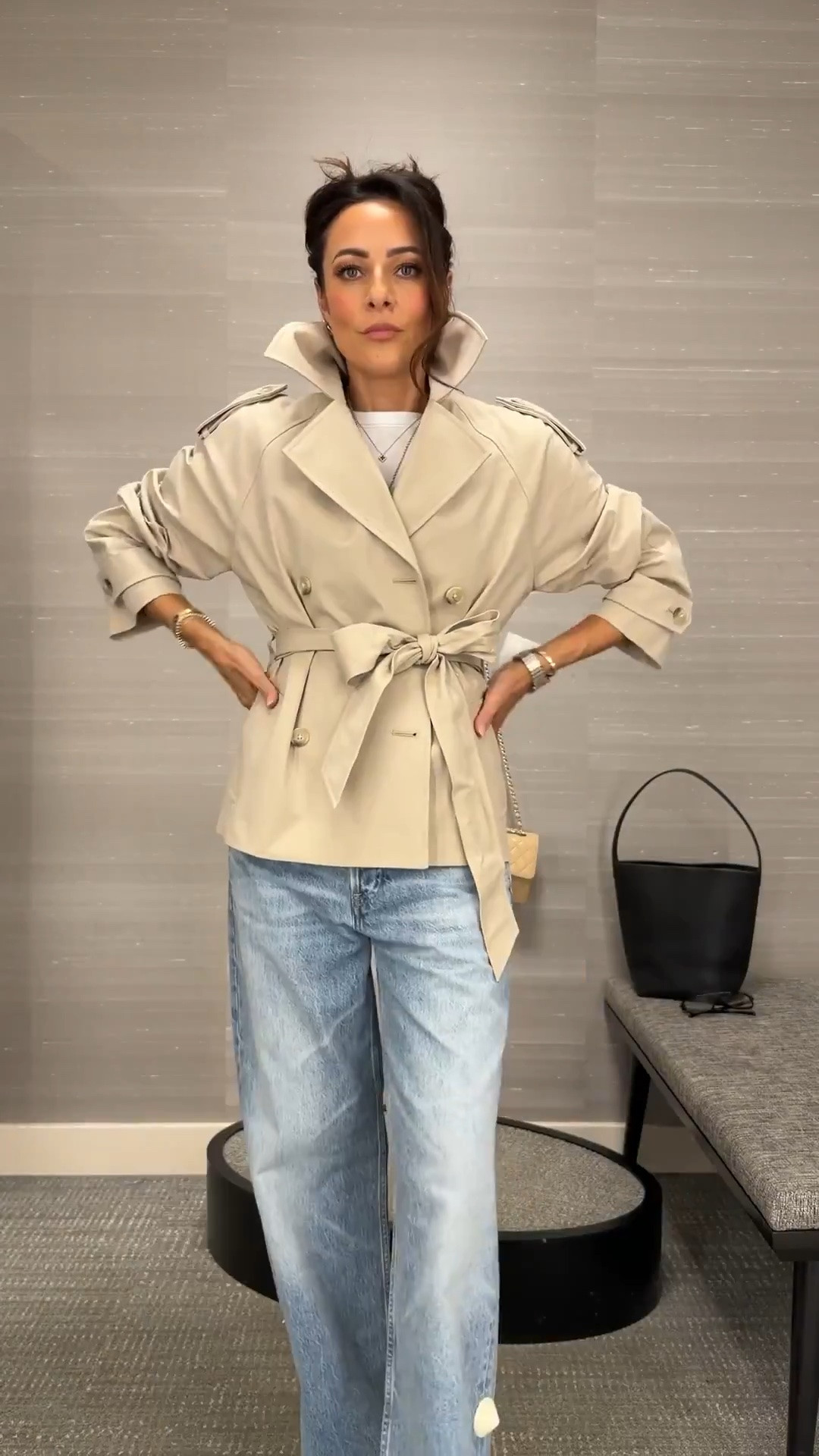 This trench is perfect for fall and 50% off right now!!! 
Trench S




Nordstrom, sale, cropped trench

#LTKSeasonal #LTKOver40 #LTKSaleAlert