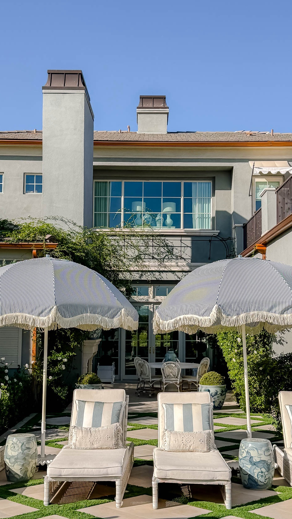 Shop @Perigold to create a resort at home! I am in love with these striped outdoor umbrellas and clam shell umbrella stands! They make me feel like I’m at my favorite beach resort! I’ve rounded up some gorgeous pieces to help you create an outdoor resort dream for your home all from @Perigold.

#Perigold #PerigoldPartner @BusinessandPleasure_Co #BusinessandPleasureCo

