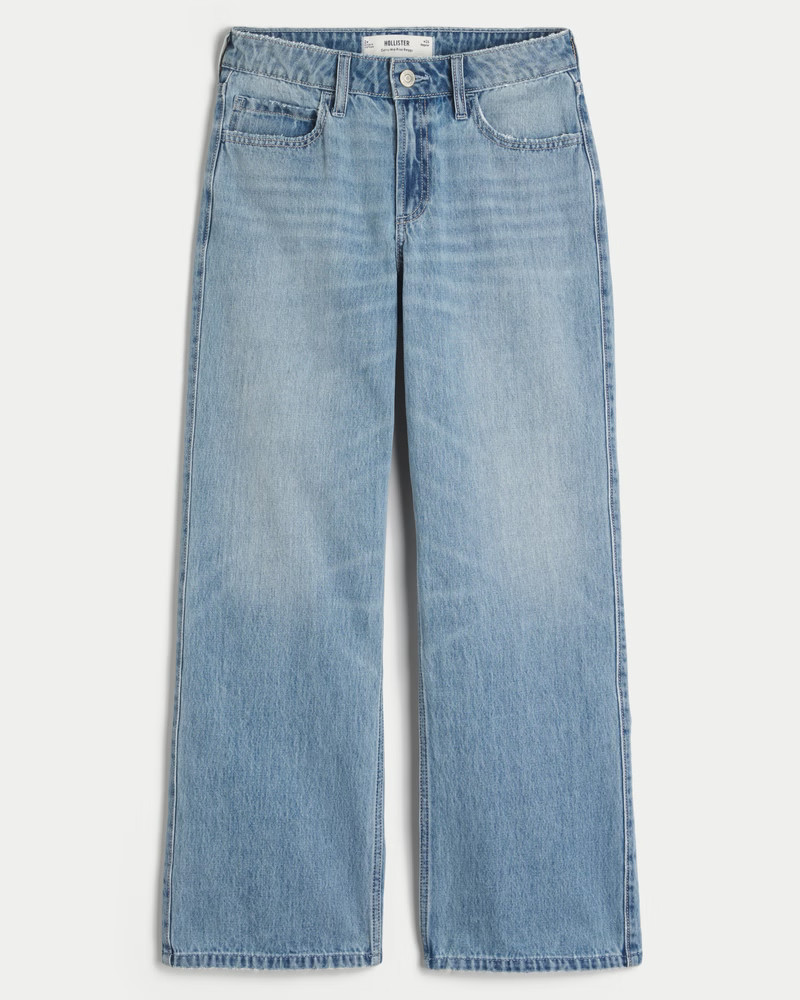 Curvy Mid-Rise Light Wash Baggy Jeans | Hollister (US)
