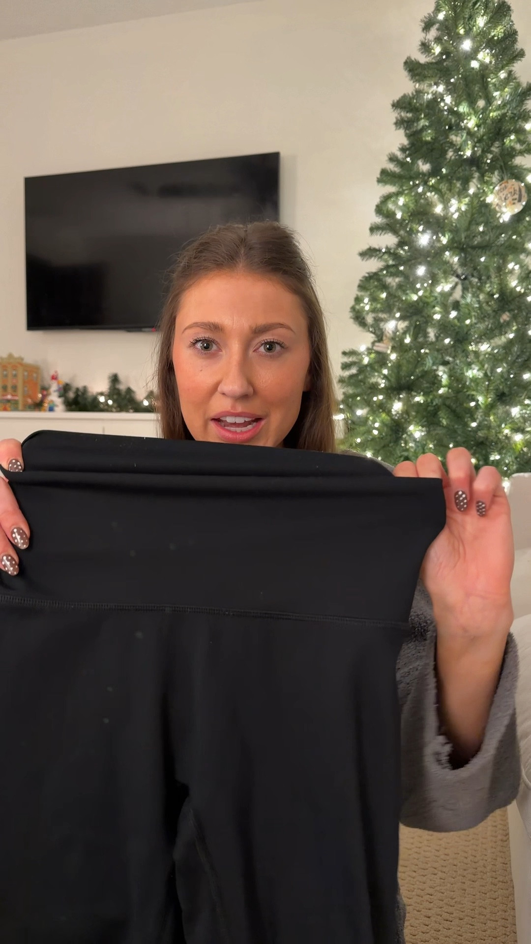 The aerie athletic leggings are on sale for less than $30 right now!

#LTKHoliday #LTKActive #LTKGiftGuide