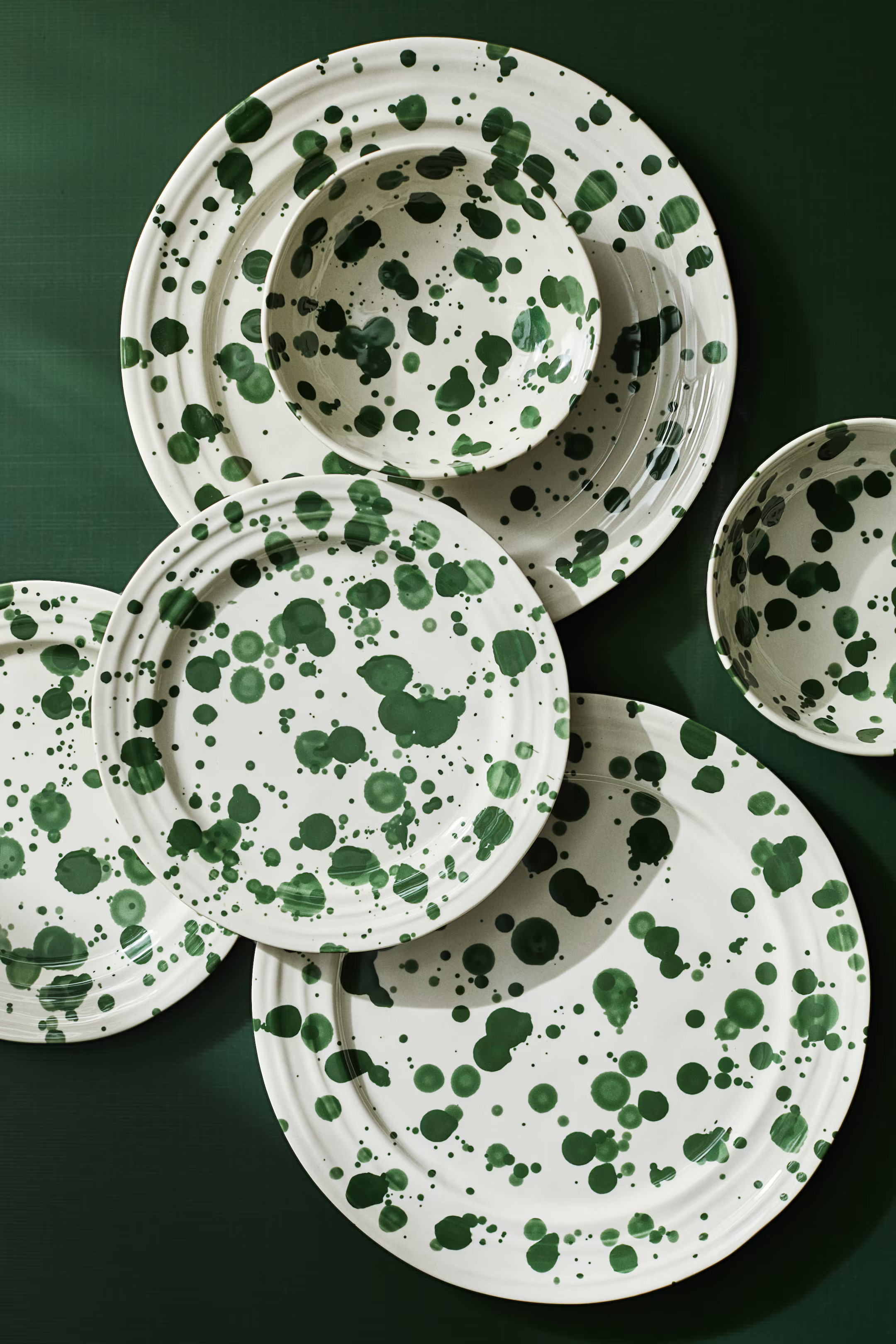 Stoneware Plate - Green/dotted - Home All | H&M US | H&M (US + CA)