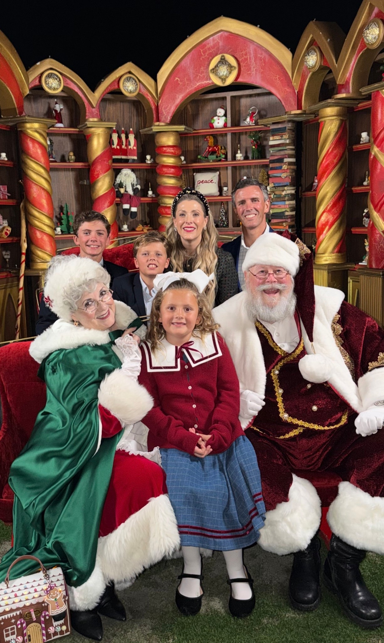 The cutest little girl outfits to visit Santa! 

#LTKSeasonal #LTKKids #LTKHoliday