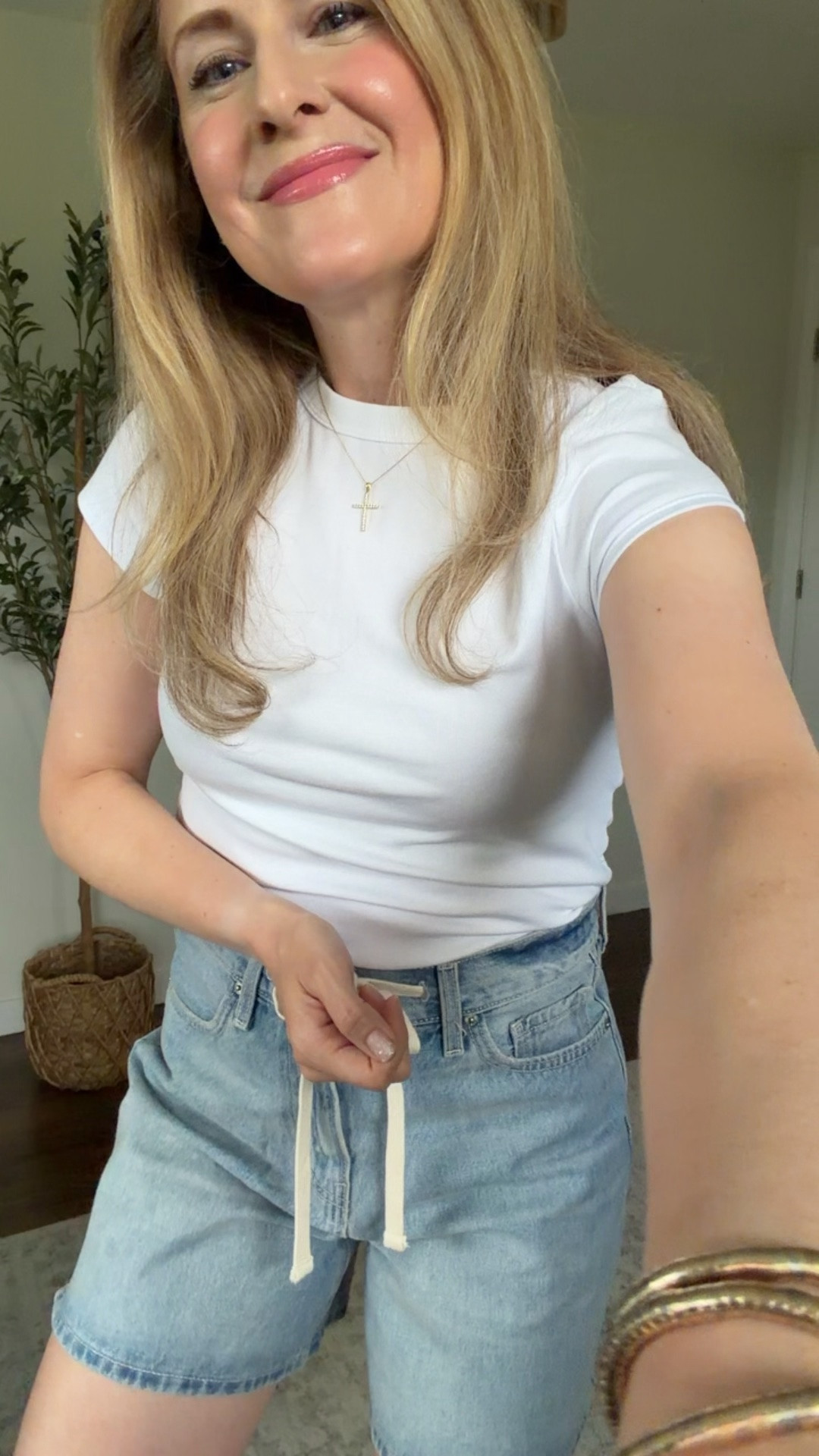 Great pair of denim shorts at Walmart, love the longer inseam. I’m in my usual size 6 (don’t size down) and it’s a 6” inseam. #walmartfashion #momstyle

#LTKOver40