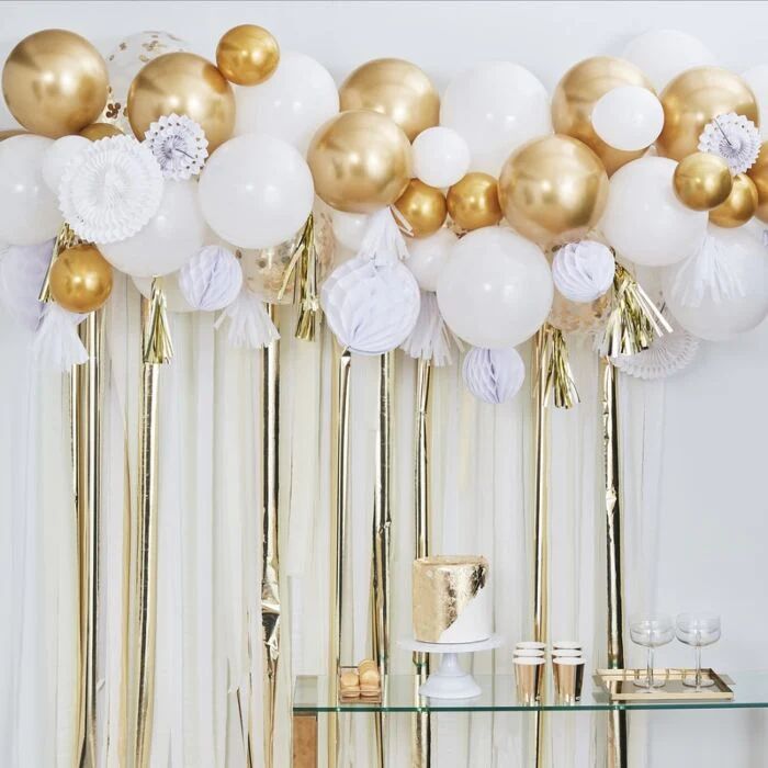 Metallic Gold Balloon and Fan Garland Party Backdrop | Ellie and Piper