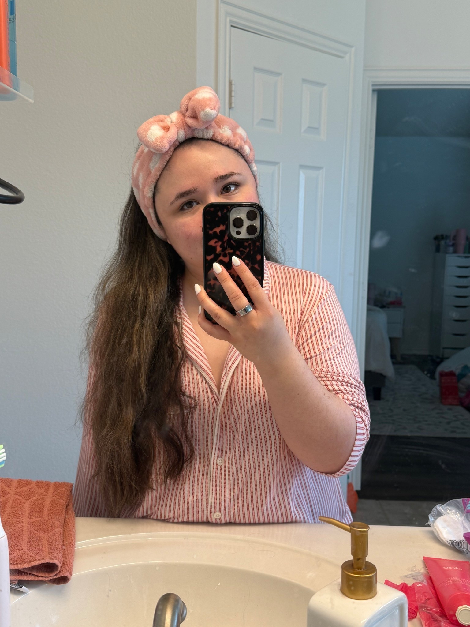 Auden pajamas  cute pajamas  comfy clothes  pajamas  target pajamas  selfie  target favorites  day in my life  morning routine  self care  get ready with me 

#LTKPetite #LTKselfcare #LTKdayinmylife