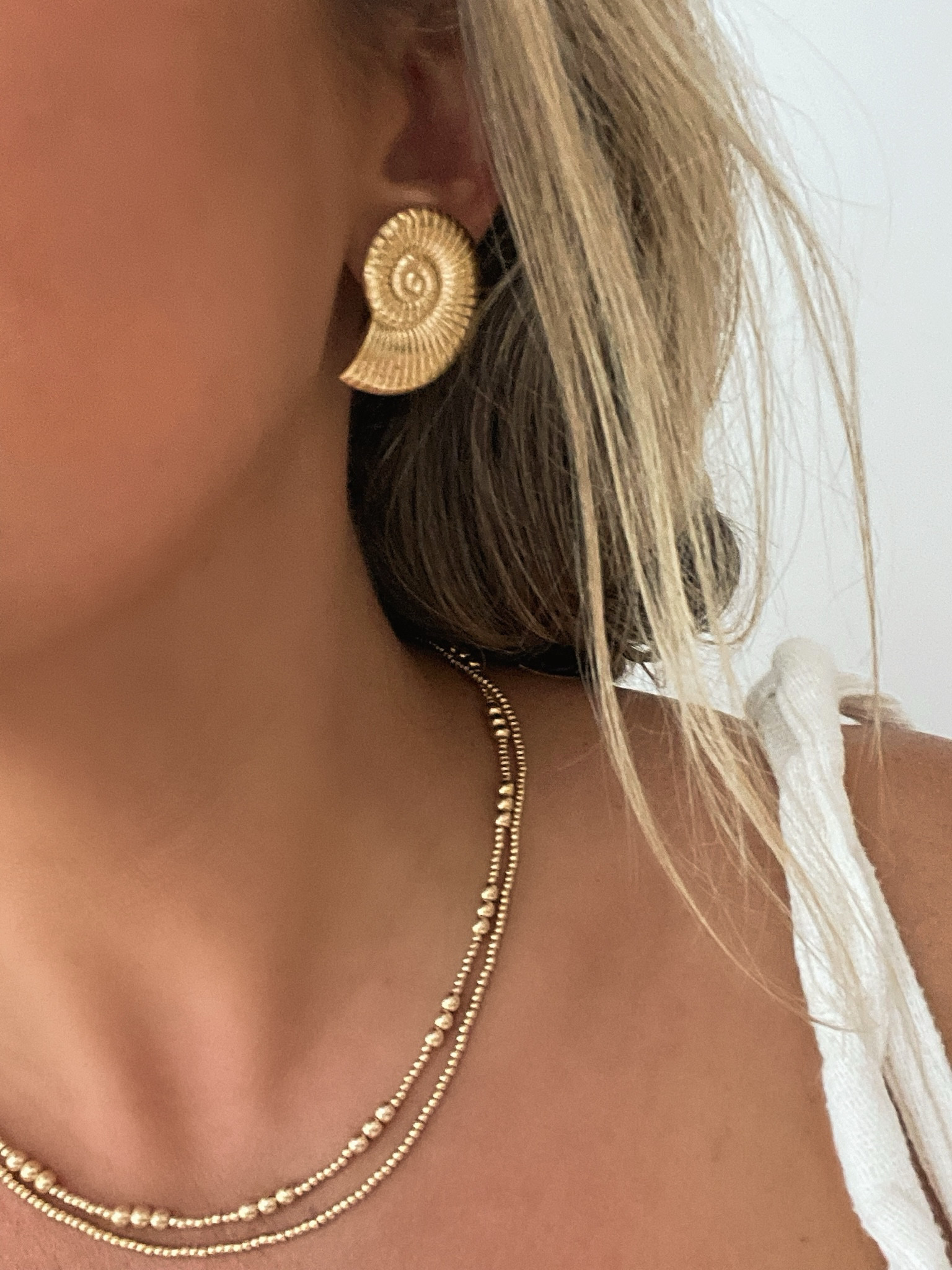 Obsessed with these stunning sea shell earrings! 🌊 Perfect for any vacation or getaway. Grab yours now and elevate your summer style! #SummerJewelry #SeaShellEarrings #VacationStyle #LTKFinds 

#LTKSeasonal #LTKTravel #LTKStyleTip