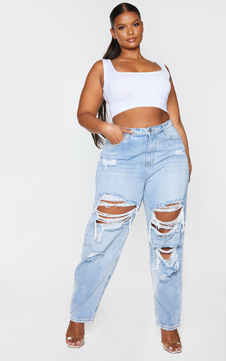 PRETTYLITTLETHING Plus Light Wash Ripped Mom Jeans | PrettyLittleThing US