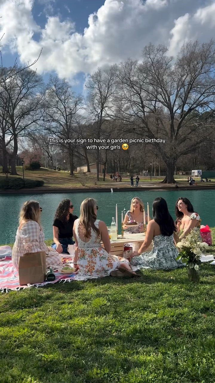 when God gives you the most perfect weather, the sweetest friendships, and another year of life 🌸