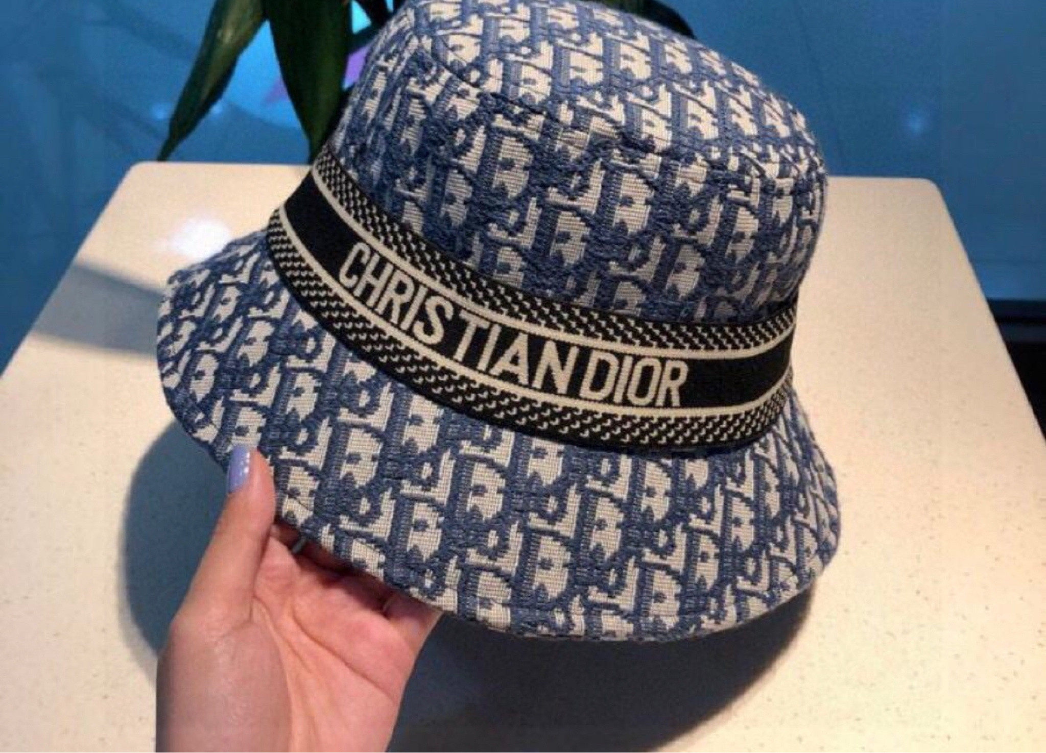 bucket hat dior original