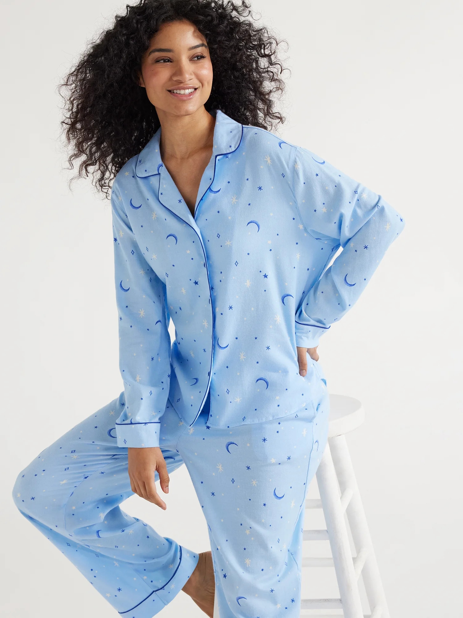 Joyspun Women's Long Sleeve Flannel Sleep Top and Pants Pajama Set, 2-Piece, Sizes XS to 3X | Walmart (US)