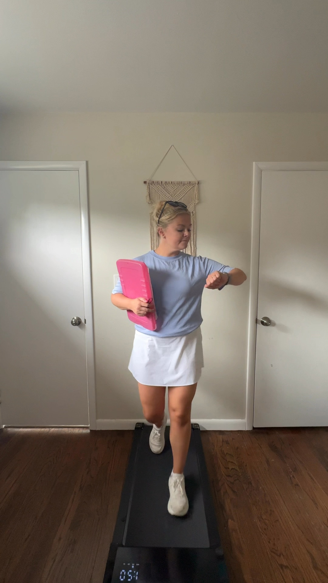 PE teacher fashionnnnnn ✌️ Attire is CALIA Fitness. I size up to an M in most pieces for an oversized/professional fit. 