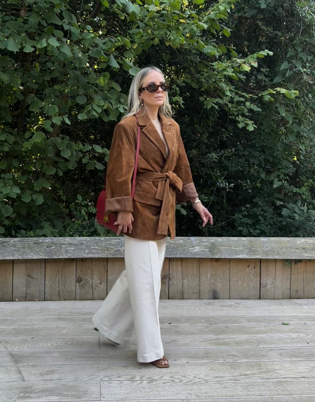 A suede belted blazer for a simple but chic autumnal look 🤎

#LTKuk #LTKautumn