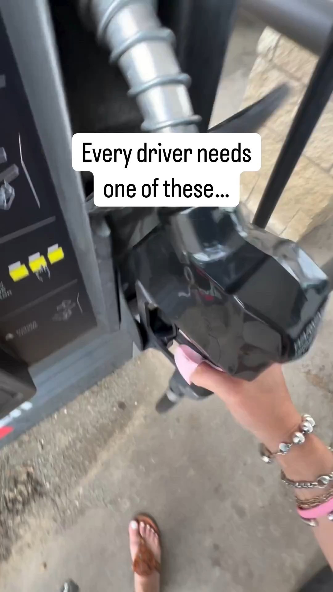 THE handiest little helper! Comes in 4 colors not just pink! 🤣 got one for the hubby too 🩷

#dadgift #amazonhome #homehacks #cleanhands

#LTKFamily #LTKFindsUnder50

#LTKMens #LTKdayinmylife #LTKHome