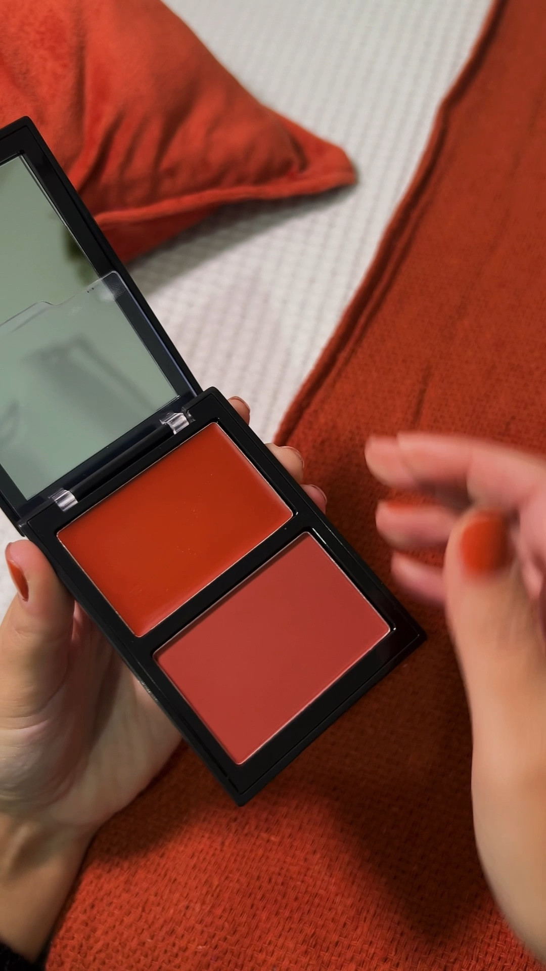 Novo Chily Paint da Oceane - o queridinho duo terracota

#LTKbeleza #LTKbrasil