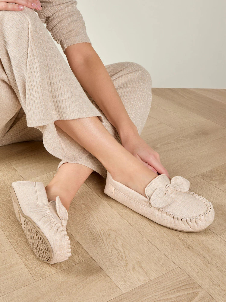 Totes Isotoner Linen Bow Moccasin Slippers | Next EU