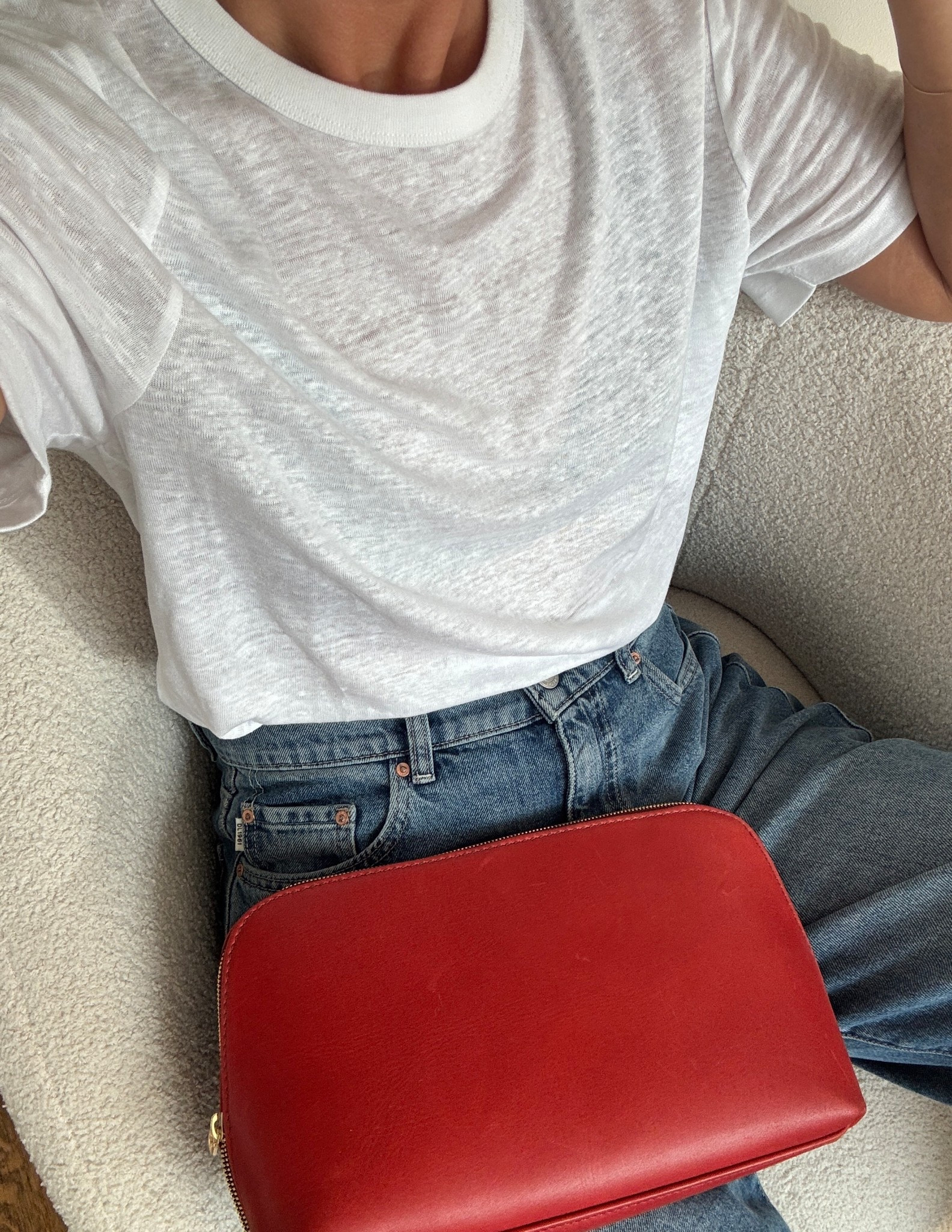 The White Tees I have on rotation -
Long sleeve 
Baby tee
Oversized Tee 
Classic Tee (perfect for layering under knitwear)
Double Layered Tee 



#LTKworkwear #LTKuk #LTKstyletip