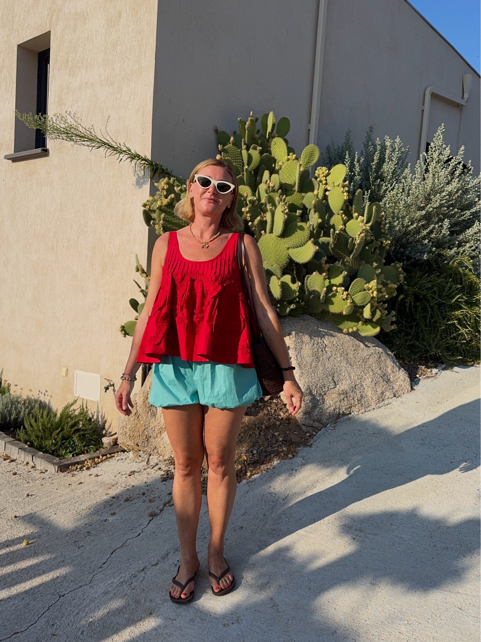 Holiday outfit 
Turquoise and red
Holiday shorts

#LTKsummer #LTKuk
