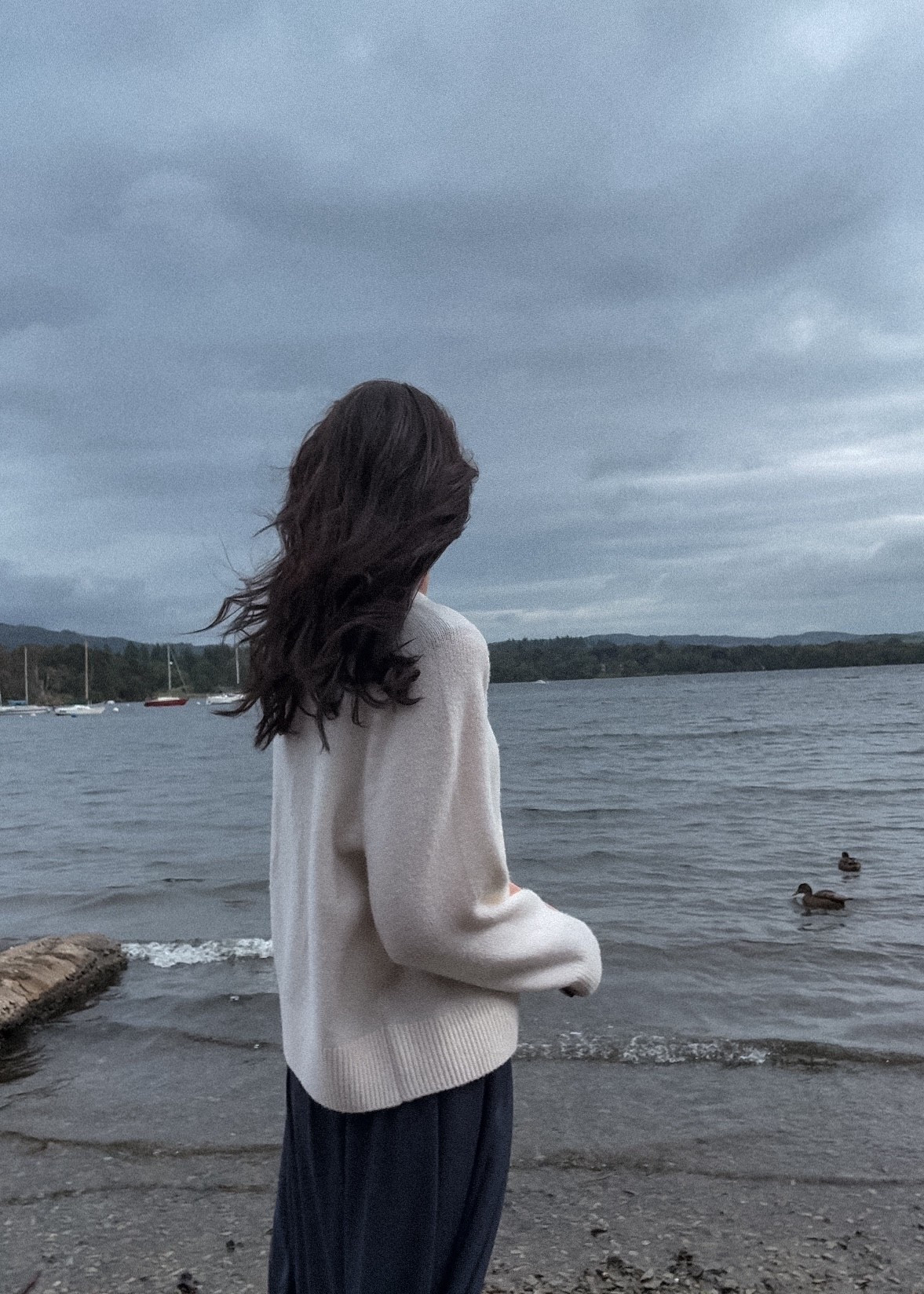 Fall outfit🤍

Women’s travel outfit inspo ideas navy dress cream sweater Pinterest girl aesthetic England uk

#LTKstyletip #LTKtravel